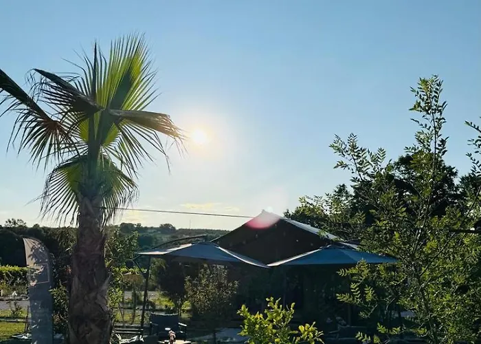 Kamp alanı Glamping La Yurta Nel Cozy 2pers Yurta *